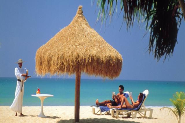 Nh Bentota Ceysands Resort