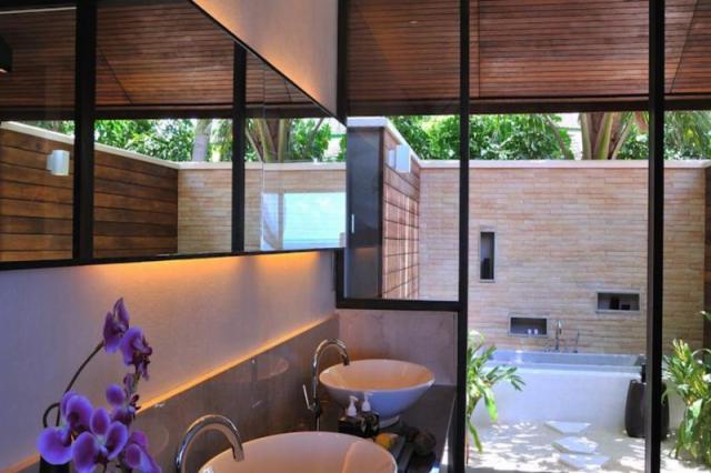 Lily Beach Resort & Spa