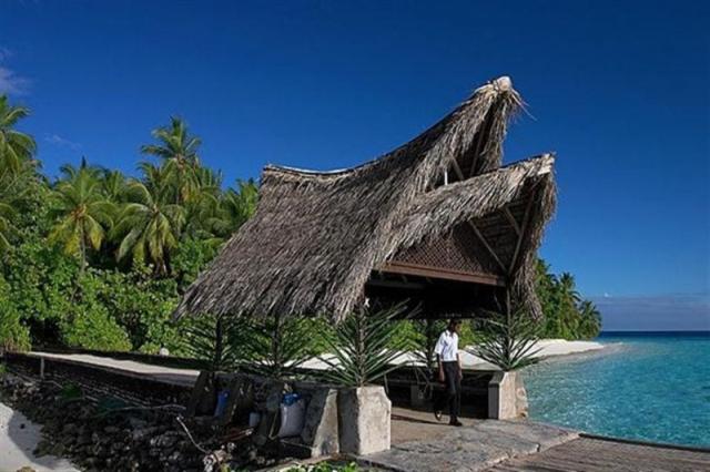 Fihalhohi Island Resort