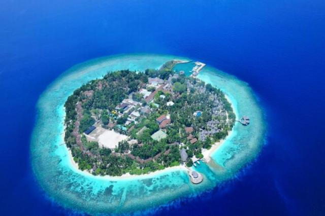 Bandos Island Resort & Spa