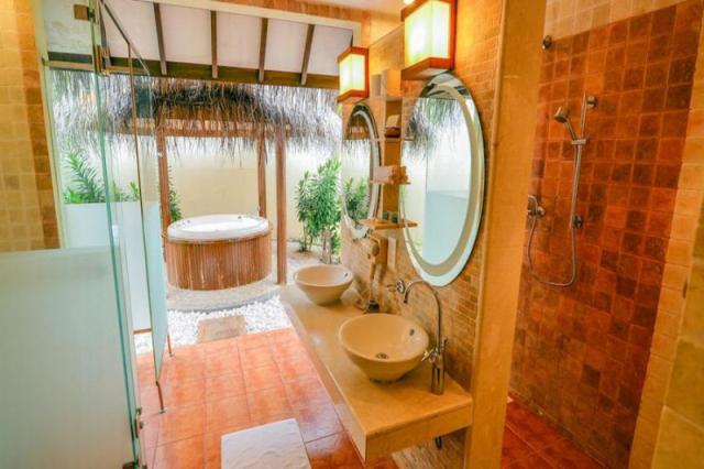 Bandos Island Resort & Spa