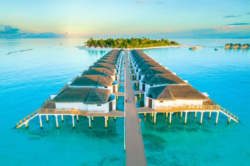 Angaga Island Resort & Spa