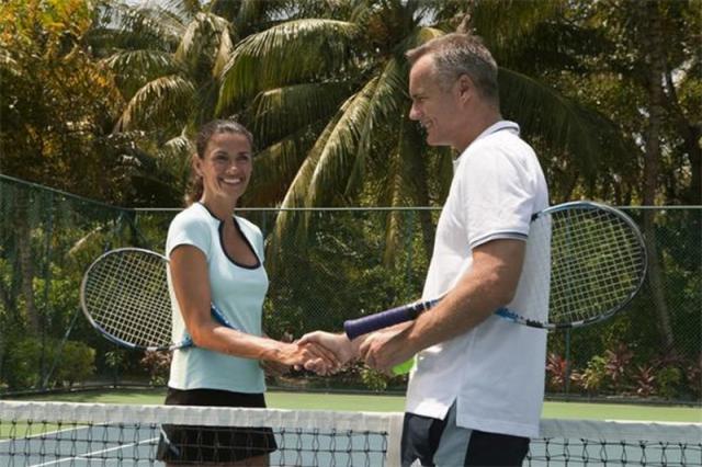 TENIS