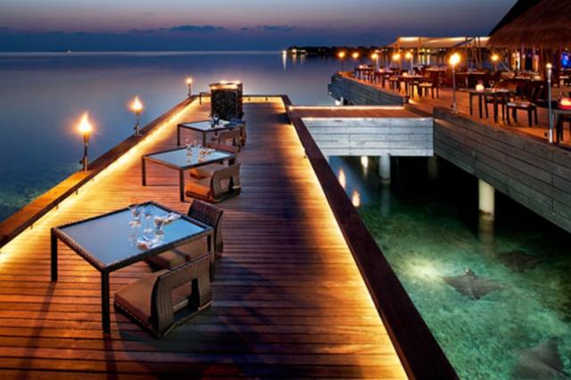 RESTAURACE