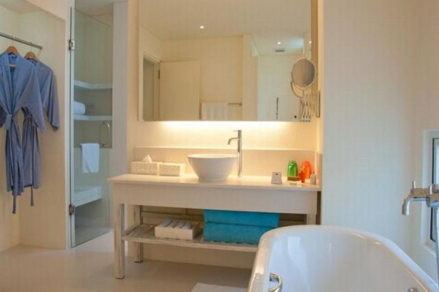 Holiday Inn Kandooma