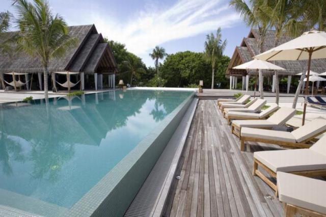 Lux South Ari Atoll