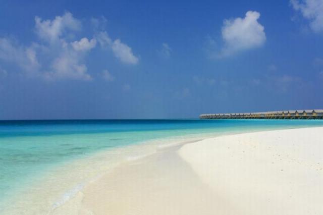 Centara Ras Fushi Resort & Spa