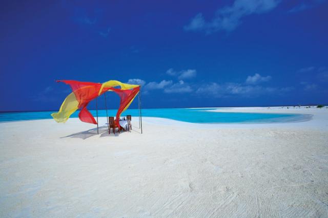 Kandolhu Island