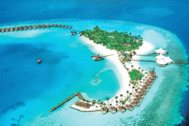 Safari Island Resort