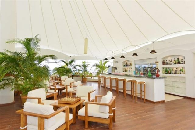 Safari Island Resort