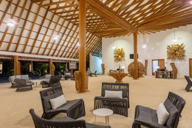 Cinnamon Velifushi
