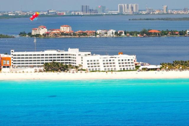 Flamingo Cancún