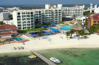 Aquamarina Beach
