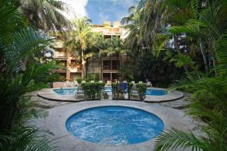 Tukan Hotel & Beach Club