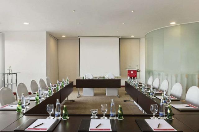 Ramada Beach Hotel Ajman