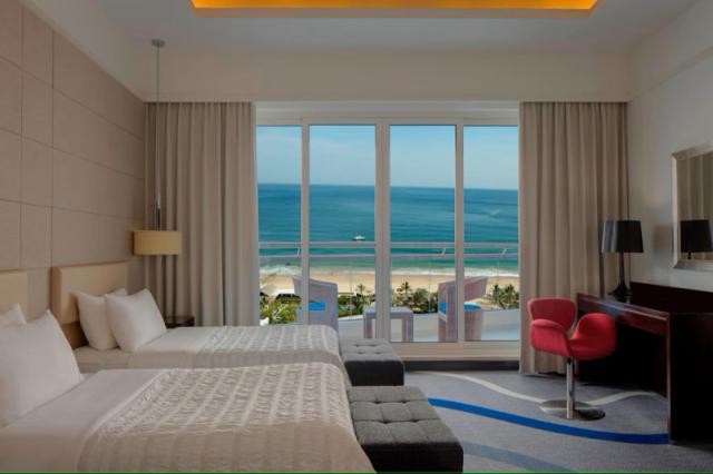 Le Meridien Al Aqah Beach Resort