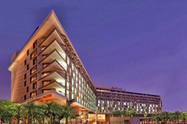 Radisson Blue