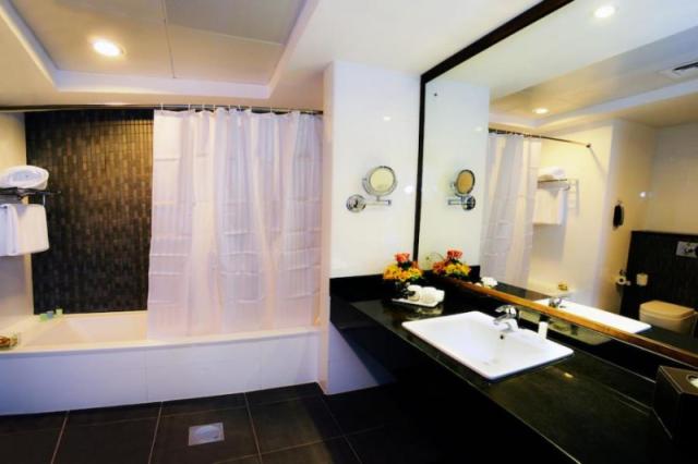 Ramada Abu Dhabi Cornich