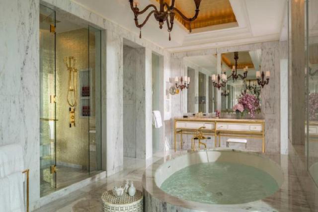 Four Seasons Resort Dubai at Jumeirah Beach