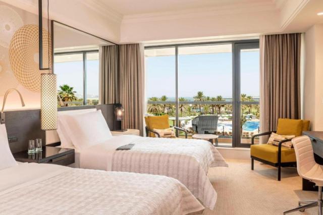 Le Royal Meridien Beach Resort & Spa