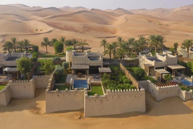 Qasr Al Sarab Desert Resort by Anantara