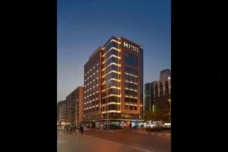 Hyatt Place Dubai Baniyas Square