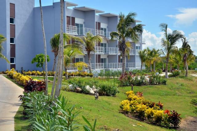 Grand Aston Cayo Las Brujas Beach Resort & Spa