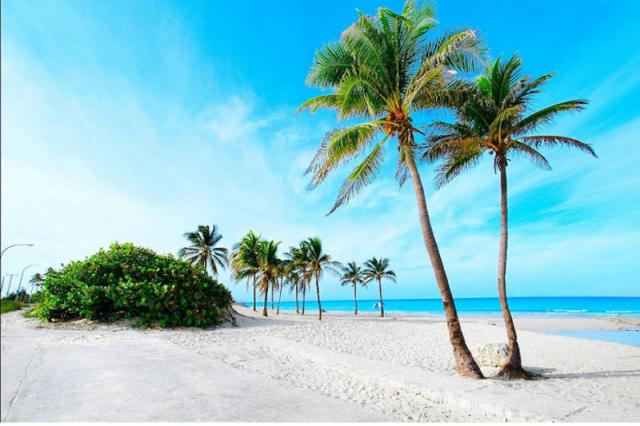 Grand Aston Cayo Las Brujas Beach Resort & Spa