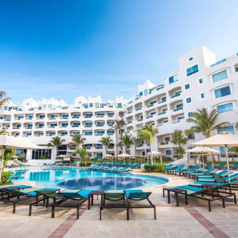 Gran Caribe Real Resort