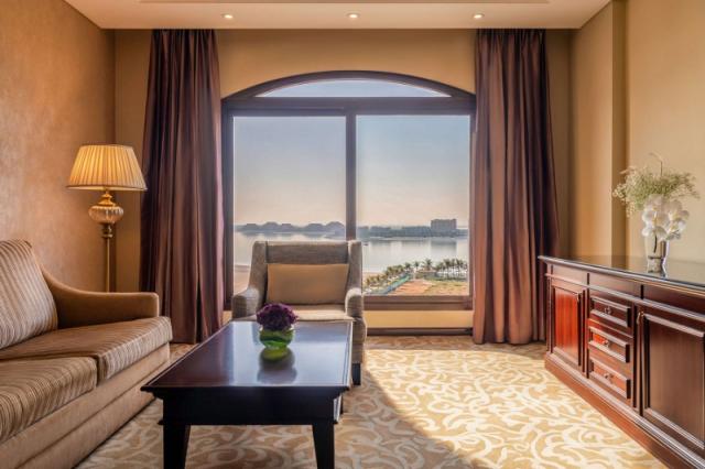 Pullman Al Marjan Island Resort