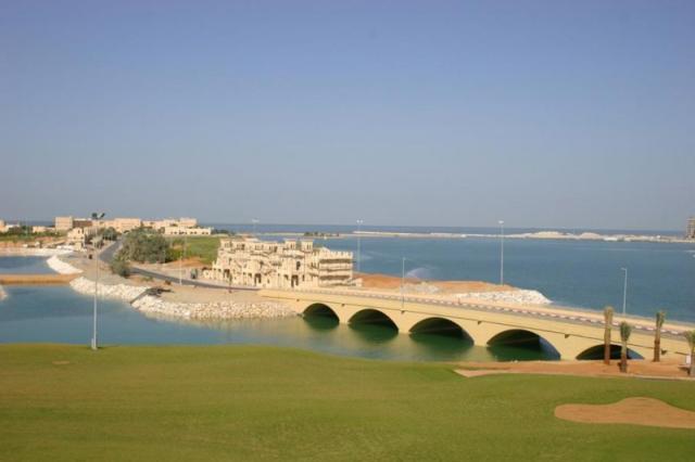 Pullman Al Marjan Island Resort