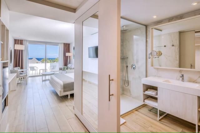Copacabana 3* +    Melia Trinidad Peninsula    5* (Kombinace Havana + Trinidad)