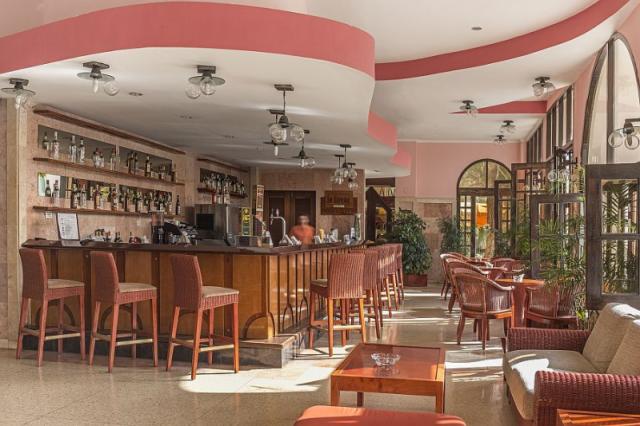 Lobby Bar