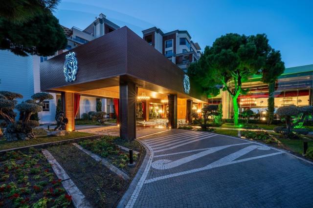 Selectum Luxury Resort