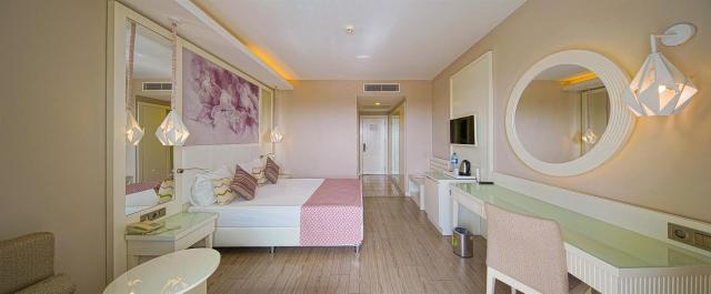 Diamond Premium Hotel & Spa