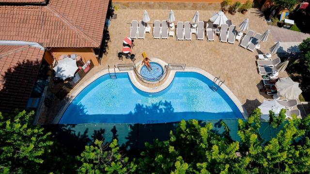 Özlem Garden