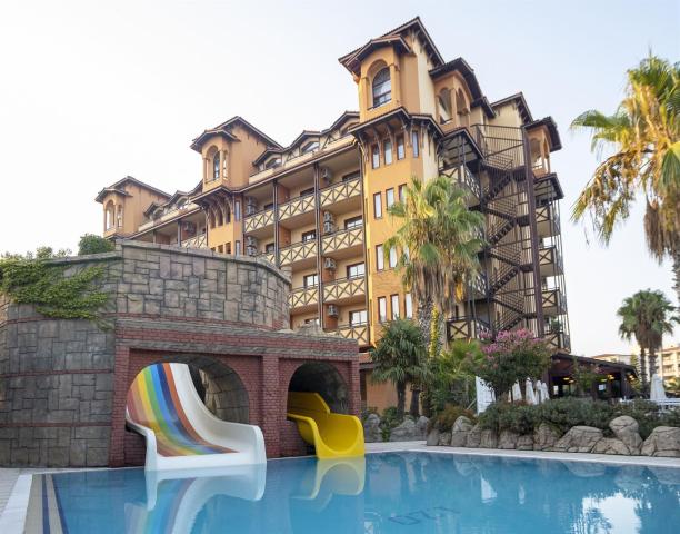 Villa Side Hotel