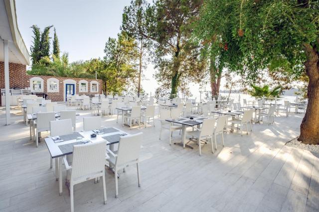 Utopia Beach Club