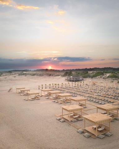 Liu Resorts