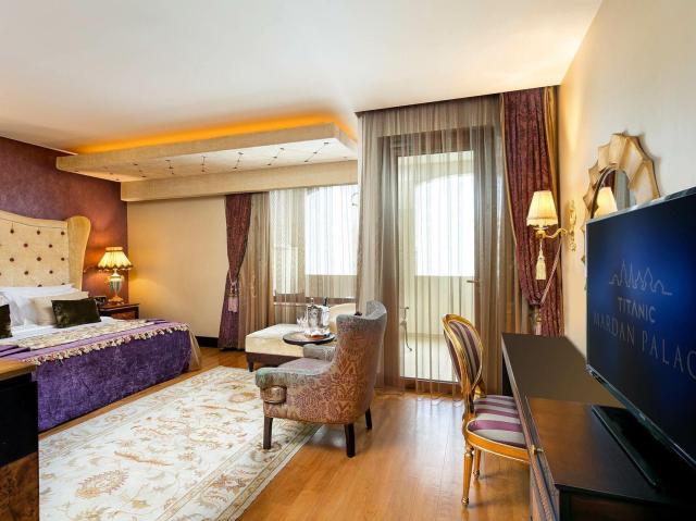 Titanic Mardan Palace