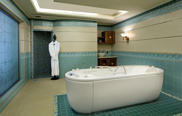 Titanic Mardan Palace