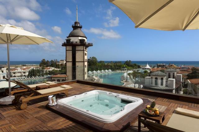 Titanic Mardan Palace