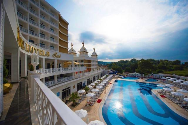 OZ Hotels Sui Resort