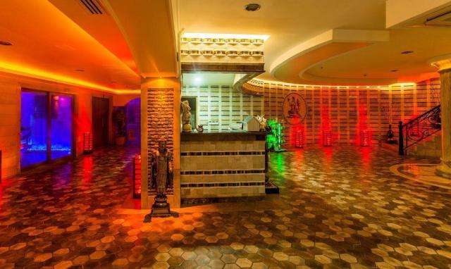 White Gold Hotel & Spa