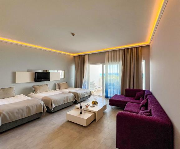 Catamaran Resort