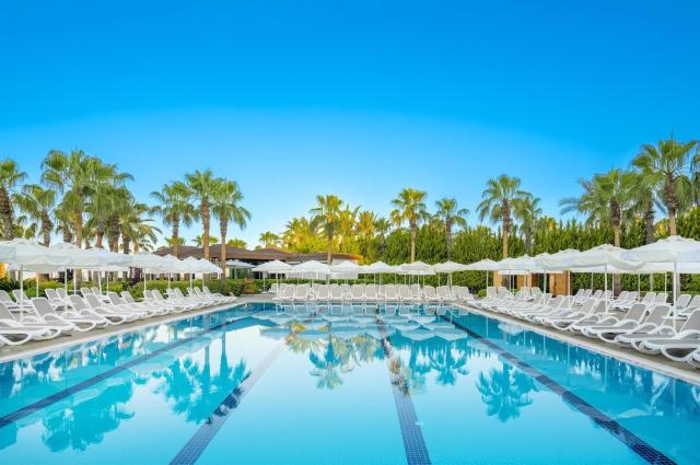 Kirman Sidera Luxury & Spa