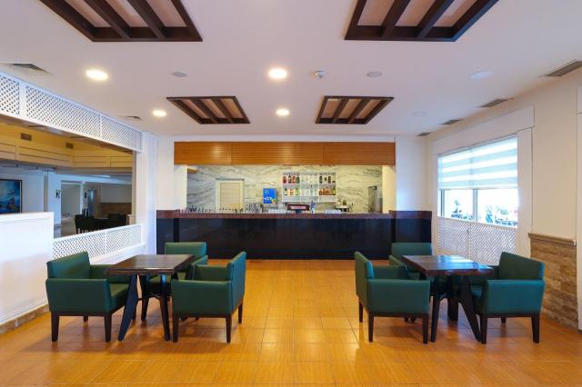 Crystal Admiral Resort