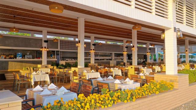 Crystal Admiral Resort