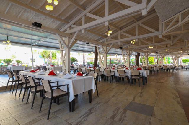 Crystal Admiral Resort