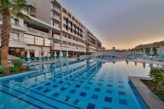 Diamond De Luxe Hotel & Spa